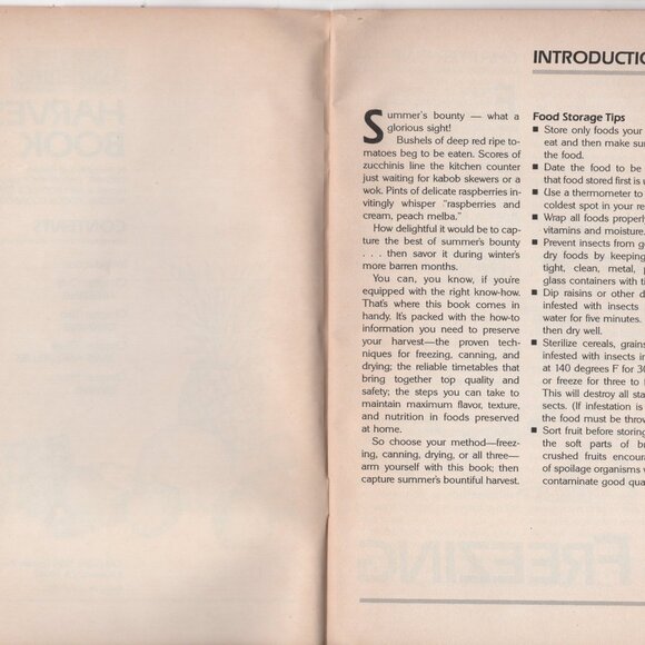 Lot of 5 Vintage Summertime Paper Back Cookbooks and Guides - Picture 6 of 16